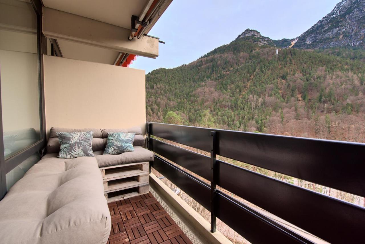 MeRblick - Pool - Balkon - Panorama บาดไรเฮนฮัล ภายนอก รูปภาพ