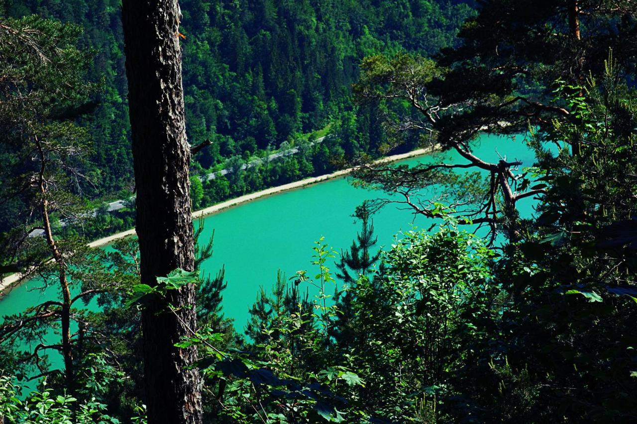 MeRblick - Pool - Balkon - Panorama บาดไรเฮนฮัล ภายนอก รูปภาพ